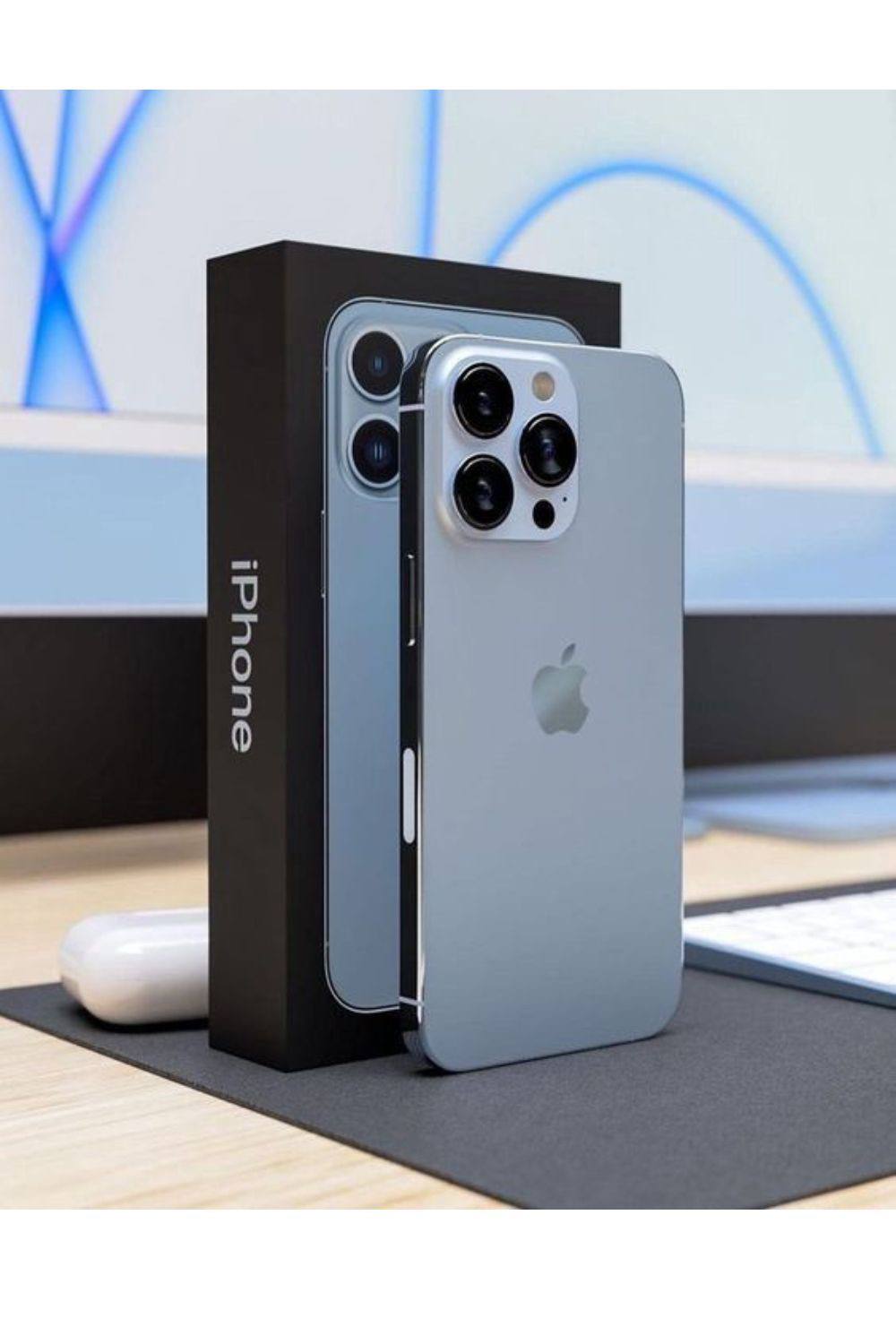 Apple iPhone 13 3